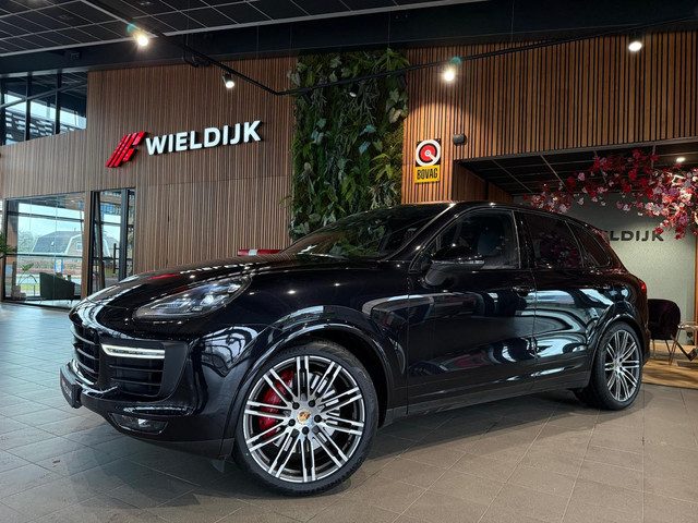 Porsche Cayenne 4.8 Turbo