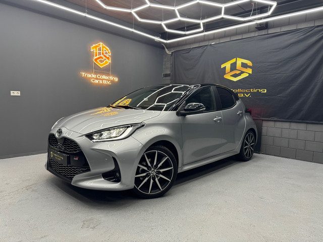 Toyota Yaris 1.5 Hybrid 130 GR Sport PANO-HUD-JBL-CAM-KEYLESS