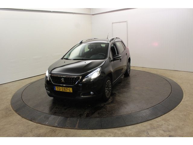 Peugeot 2008 1.2 PureTech 110PK Automaat Navi Cruise PDC V+A