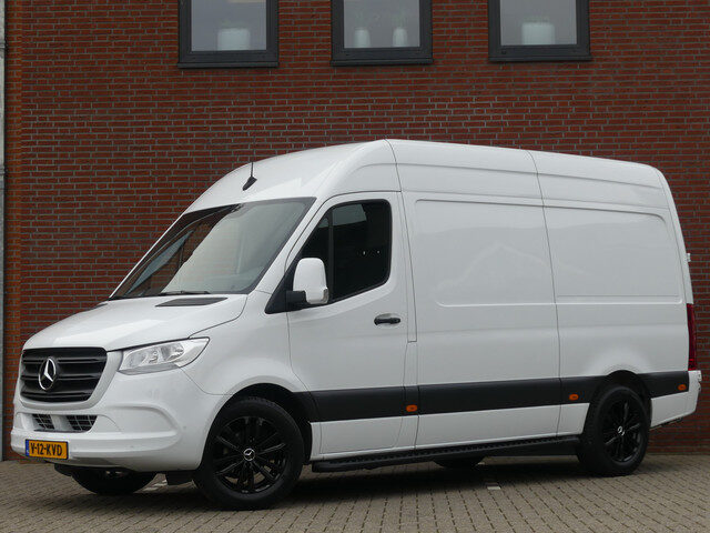 Mercedes-Benz Sprinter 317 CDI L2H2 Airco/Camera/Cruise control/PDC