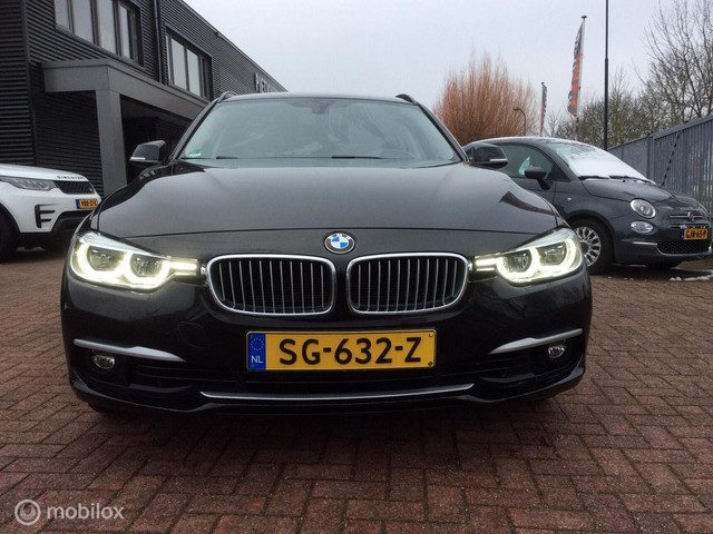 BMW 3 Serie touring 318i Luxury Edition Nav St Verw Trekh Nap