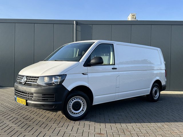 Volkswagen Transporter 2.0 TDI 102 PK / L2H1 / UNIEK 29.774 KM !! / 1e EIGENAAR / TREKHAAK / AIRCO /