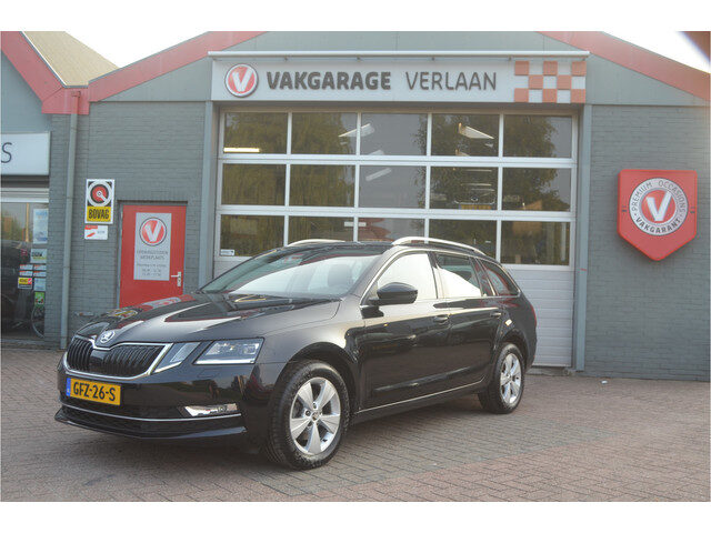 Škoda Octavia sta. 1.5 TSI Style AUTOMAAT trekhaak 12 mnd. gar.