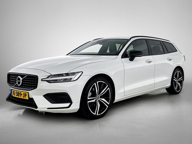 Volvo V60 2.0 B3 Momentum Advantage | Adaptive cruise | 19" | Leder | Stoe