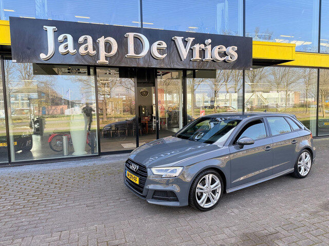 Audi A3 Sportback 35 TFSI CoD Advance Sport S line
