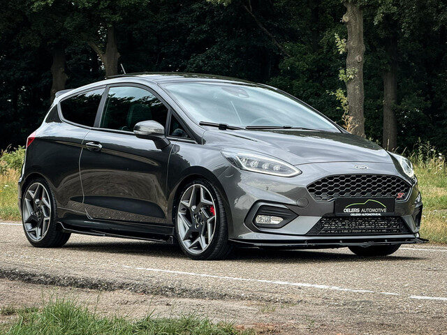 Ford Fiesta 1.5 EcoBoost ST-3 | Performance pack | Panorama | Clima | Cruise | CarPlay | Metalic | P