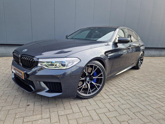 BMW M5 Dealer onderhoud!
