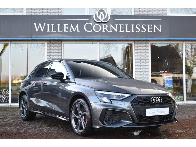 Audi A3 Sportback 45 TFSI e S edition Competition Aut. Virtual Navi Full Led Stoelverwarming 18"