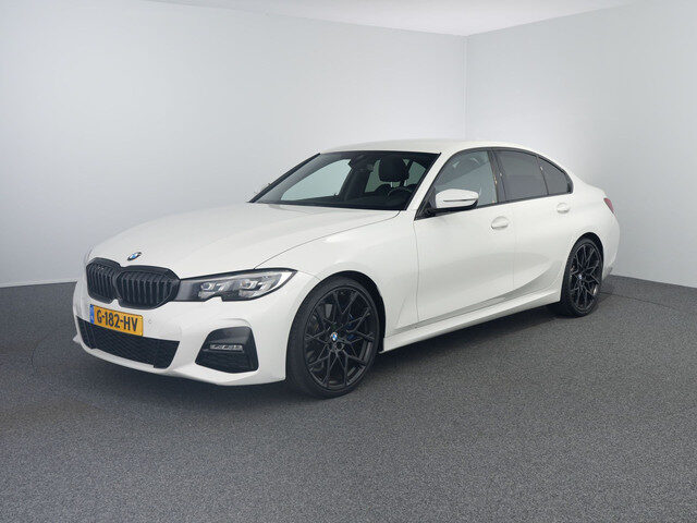 BMW 3 Serie 320i Executive Edition | M-Sport |