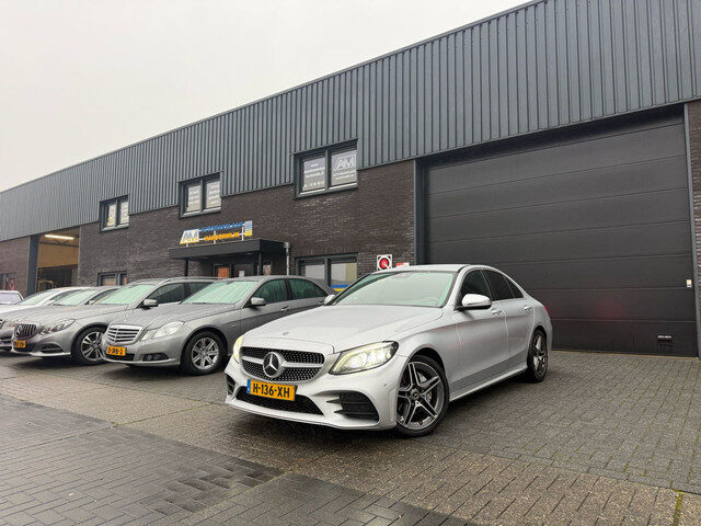 Mercedes-Benz C-Klasse 180 Business Solution AMG