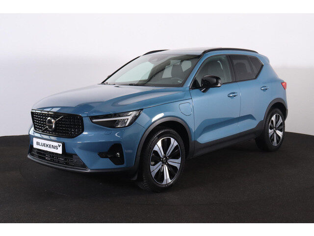 Volvo XC40 T5 Recharge Plus Dark