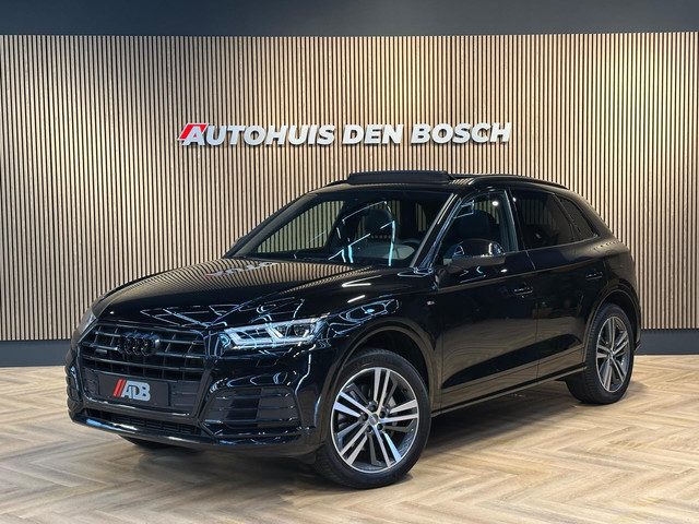 Audi Q5 55 TFSI e Quattro Competition 367PK - Pano