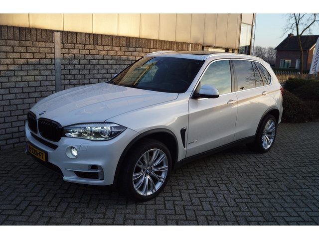 BMW X5 X-Drive 35i High Executive Autom Leder Panodak Navi Camera Apple Carplay Clima Cruise 2x PDC