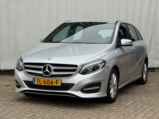 Mercedes-Benz B-Klasse 180 Ambition Aut. / Trkhk / Navi/Sp.stln.
