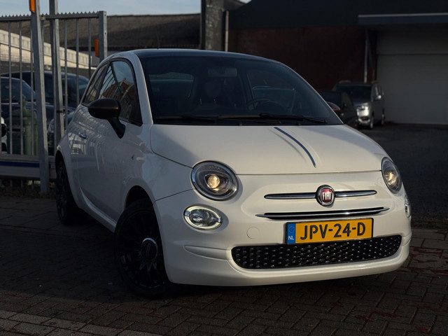 Fiat 500 1.0 Hybrid | LED | Panoramadak | Climate control | Cruise control | Navigatie | Uconnect |