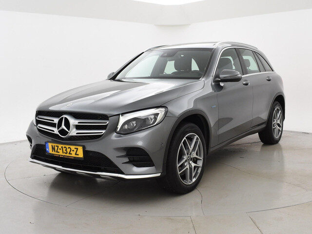 Mercedes-Benz GLC 350e PLUG-IN HYBRID 320 PK 4MATIC AMG SPORT