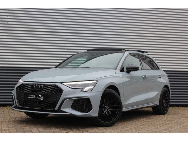 Audi A3 Sportback 35 TFSI 3x S-line| Panoramadak | B&O | RS Seats | Camera | Black optik | Dodehoek