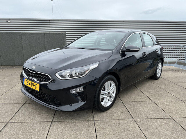 Kia Ceed 1.0 T-GDi DynamicLine 6-BAK