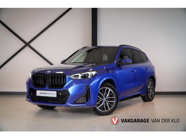 BMW X1 XDrive30e M-Sport | Trekhaak | Driving Ass. + | Keyless | Camera | Adapt. M Onderstel | Stoel