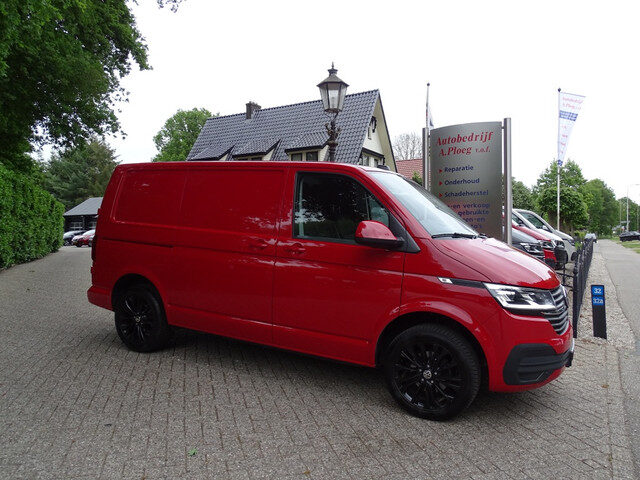 Volkswagen Transporter 2.0 TDI L1H1 Highl.NAVI DUB ZIJDEUR LED DAB Bpm VRIJ 1e eig