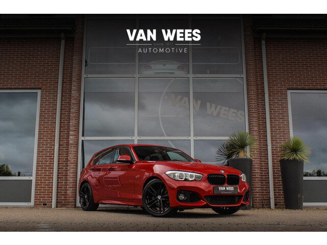 BMW 1 Serie 118i Edition M Sport Shadow High Executive LCI 2 | M-pakket | Shadow-line | Facelift | 1