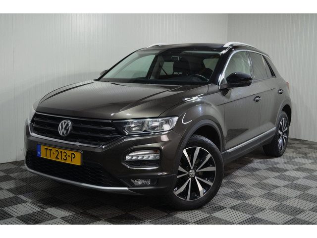 Volkswagen T-Roc 1.0 TSI Style / Virtual Cockpit / Adap. Cruise / Carplay / Trekhaak / NL auto