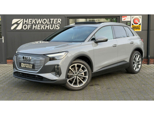 Audi Q4 e-tron 45 e-tron S-Line | Panodak | Keyless | Memory | ACC | Camera