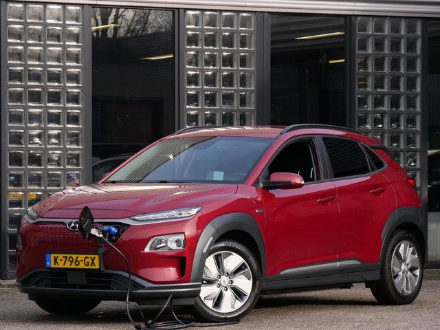 Hyundai Kona EV 64kWH FASHION/ 3-FASE/ SOH 100%/