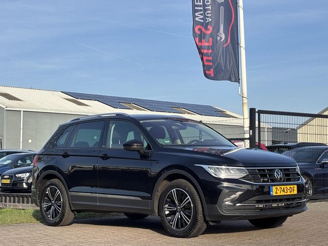Volkswagen Tiguan 1.5 TSI Life acc trekhaak camera