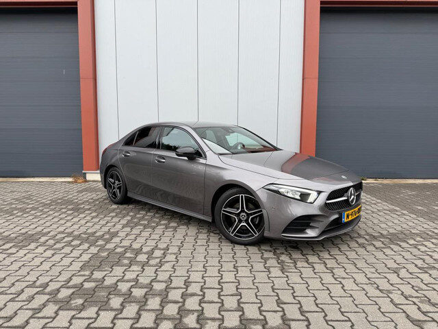 Mercedes-Benz A-Klasse 180 Business Solution AMG
