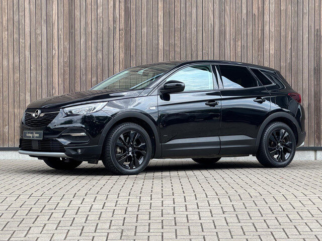 Opel Grandland 1.6 Turbo Hybrid 4x4 Business Elegance / 300PK