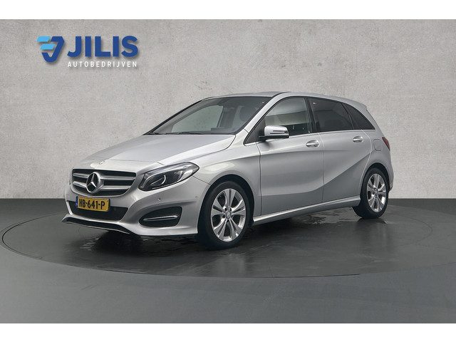 Mercedes-Benz B-Klasse 180 Ambition | Trekhaak | Half lederen bekleding | Navigatie | Cruise control