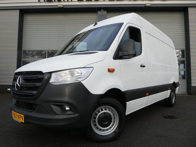 Mercedes-Benz Sprinter 317 CDI L2H2 automaat airco M-BUX camera navigatie