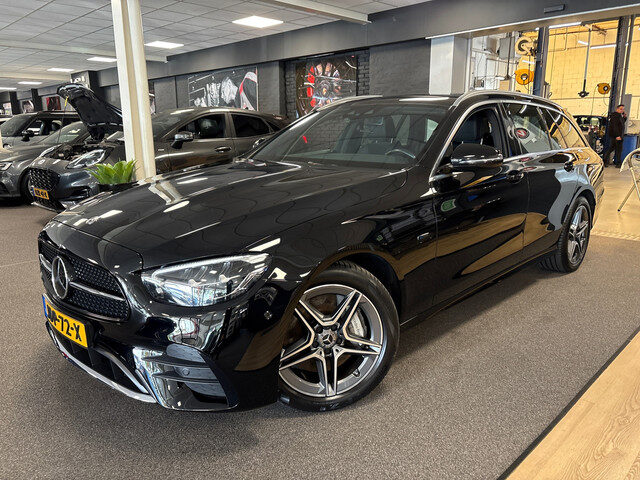 Mercedes-Benz E-Klasse Estate 300 e AMG Line/ panoramadak / wide screen / face lift / trekhaak / nav