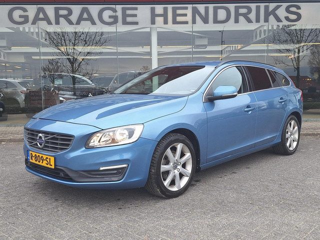 Volvo V60 2.0 T3 Momentum | Trekhaak 1600kg | Navi |