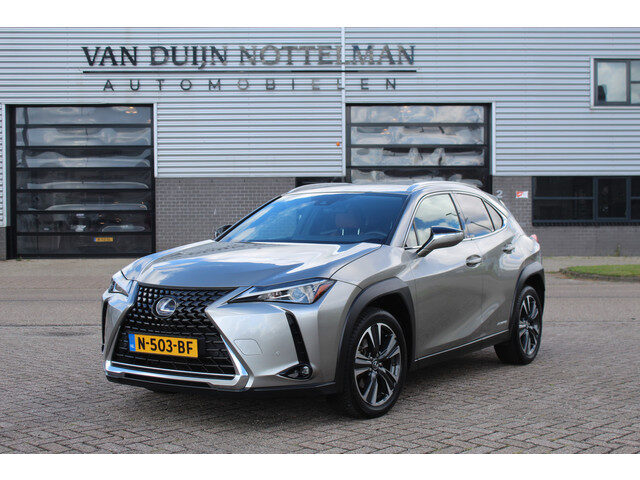 Lexus UX 250h Luxury Line