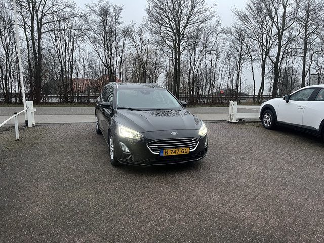 Ford Focus Wagon 1.0 EcoBoost Hybrid Edition Business