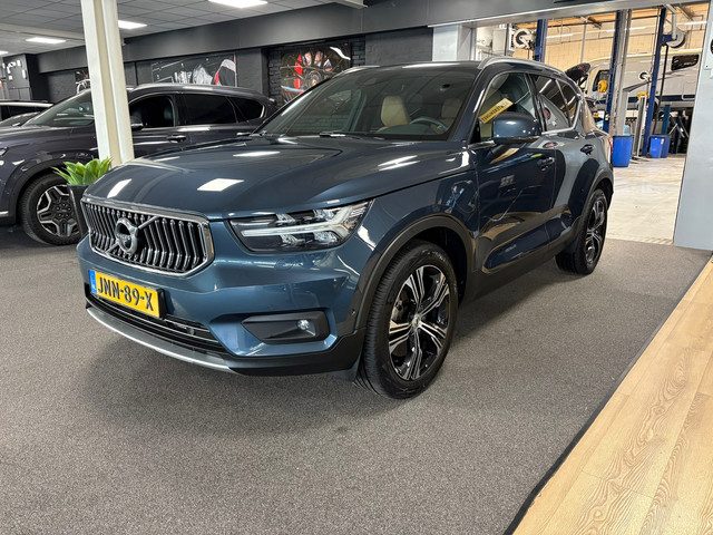 Volvo XC40 1.5 T4 Recharge Inscription / panoramadak /360 camera / leder / Harman-Kardon / trekhaak