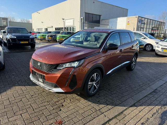 Peugeot 5008 1.2 PureTech Allure, Automaat, 7 pers, Navi, Dealer auto