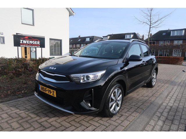 Kia Stonic 1.2 MPi Design Edition AIRCO|NAVIGATIE|CARPLAY|PDC|BLUETOOTH|GOED ONDERHOUDEN