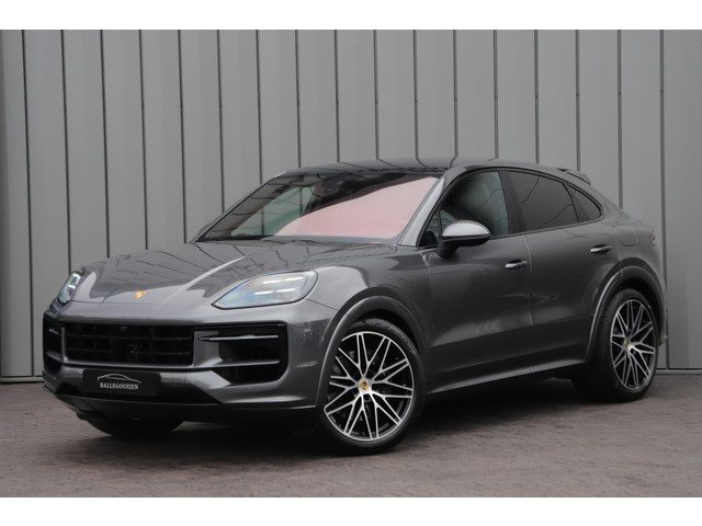 Porsche Cayenne Coupé 3.0 E-Hybrid | 470PK | Achterasbesturing | Sport-design | Luchtvering | Sport-