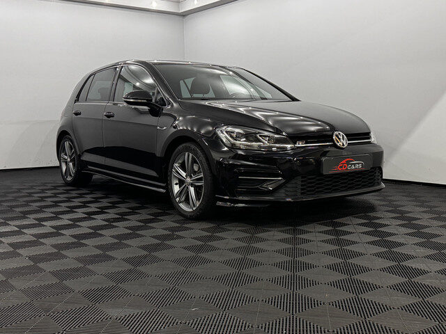 Volkswagen Golf 1.5 TSI R-Line