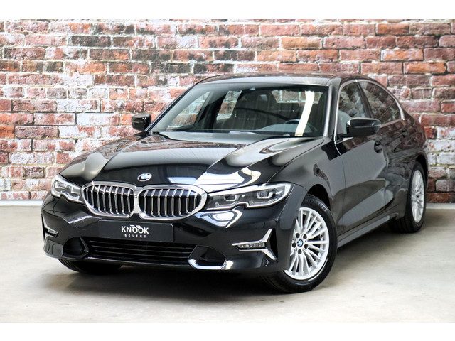 BMW 3 Serie Sedan 318i High Executive Luxury Line Automaat