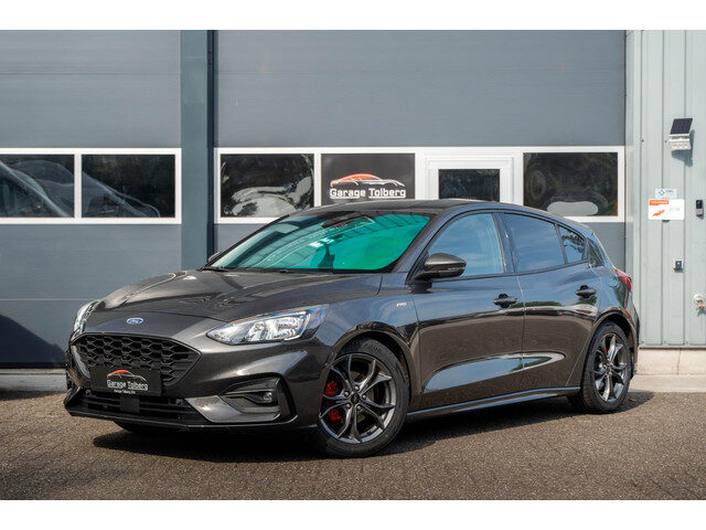 Ford Focus 1.0 EcoBoost ST Line Business X pakket, full LED in de kleur grijs heeft vele opties en r