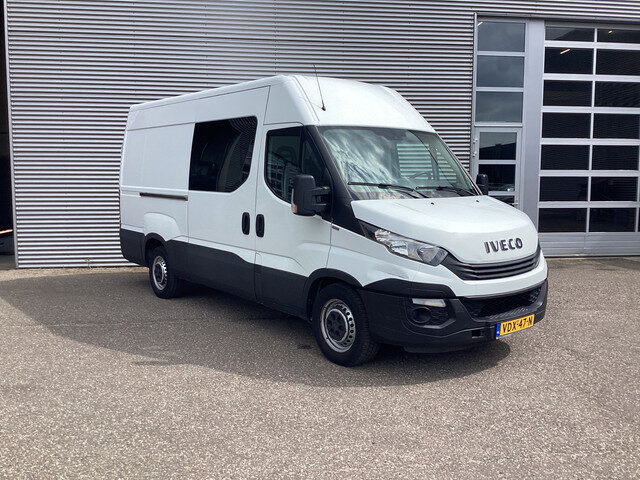 Iveco Daily 35S16V 2.3 ZF Aut. L3H2 EXPORT 270Gr. Deuren/ 3.5t Trekverm./ Climate/ Camera/ Trekhaak