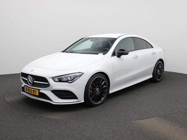 Mercedes-Benz CLA 180 AMG Line