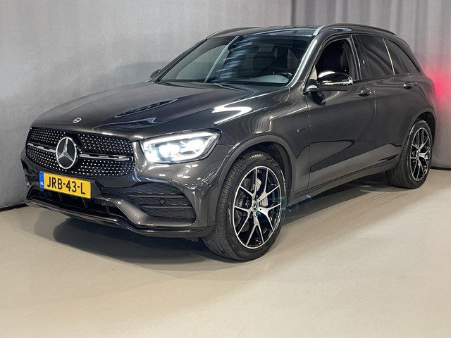 Mercedes-Benz GLC 300e 4MATIC AMG Line