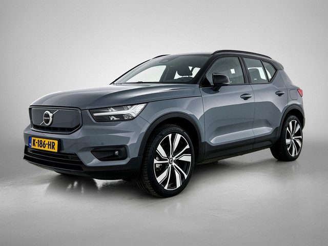 Volvo XC40 Recharge P8 AWD R-Design | SOH 92% | Trekhaak | 20" Velgen |
