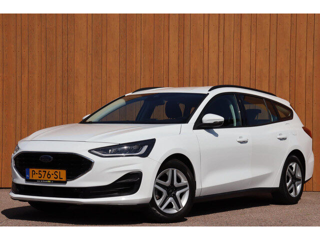 Ford Focus Wagon 1.0 EcoBoost Hybrid Connected org.NL el.trekhaak navi comfort-stoelen