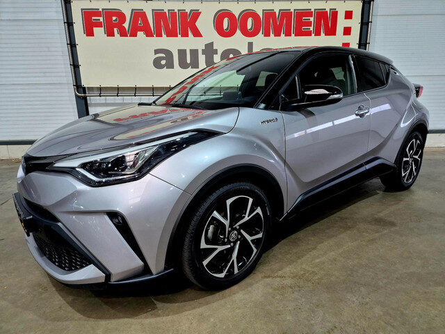 Toyota C-HR 1.8 Hybrid Adventure + Dealer OH|Keyless|Camera|Navi|Apple|Android|DAB|Dodehoek|Lane|LED